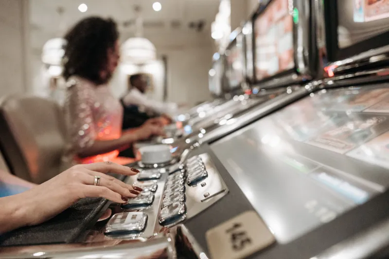 Know When to Hold, Know When to Log Off: A Field Guide to Reading Your Slot Sessions